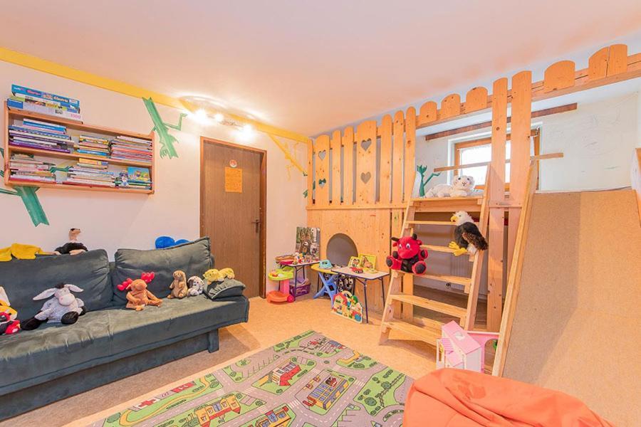 Hotel - Pension Oetzmooshof Sankt Johann im Pongau Ngoại thất bức ảnh